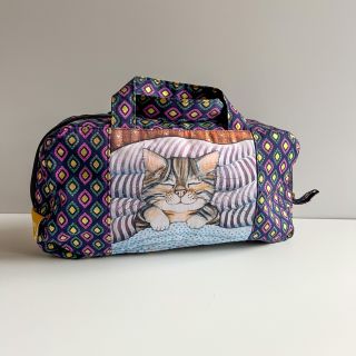 Po dlouhé době taštičky na drobnosti...jsou zde:https://www.honsovashop.cz/tasticky/