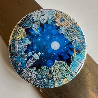 Magnety, klíčenky i zrcátka z nových obrázků už jsou na eshopu... https://www.honsovashop.cz/malickosti/